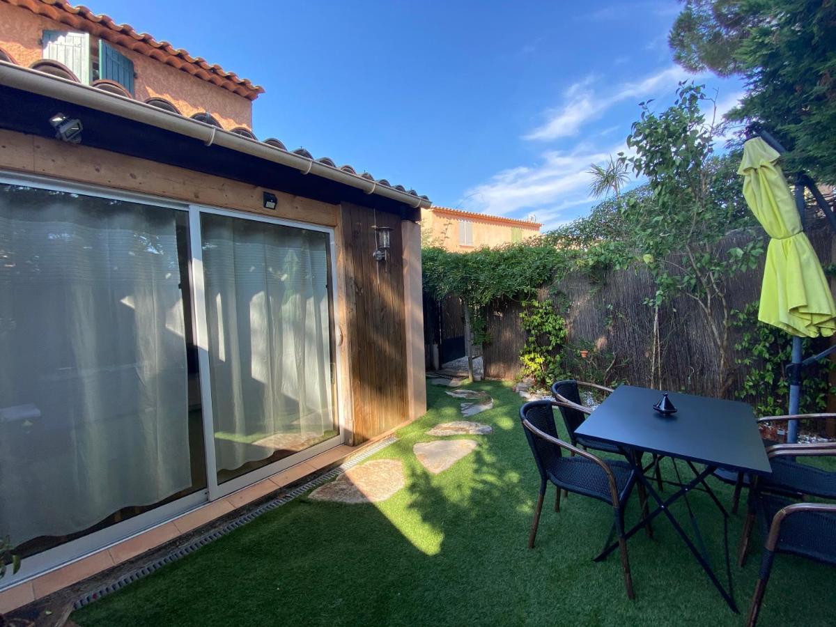 Agreable Studio Proche Sttropez Piscine Et Tennis Gassin Ngoại thất bức ảnh