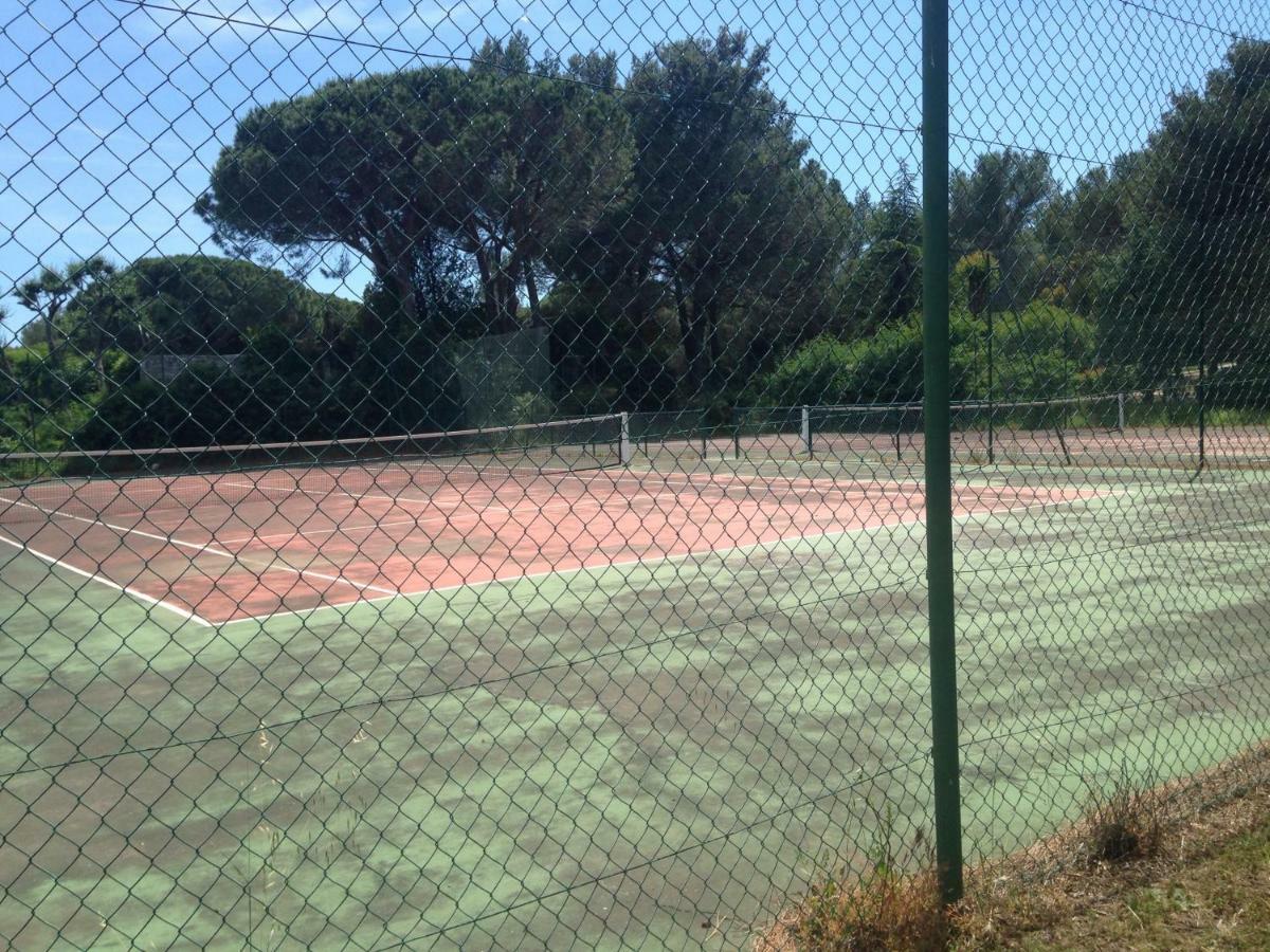 Agreable Studio Proche Sttropez Piscine Et Tennis Gassin Ngoại thất bức ảnh